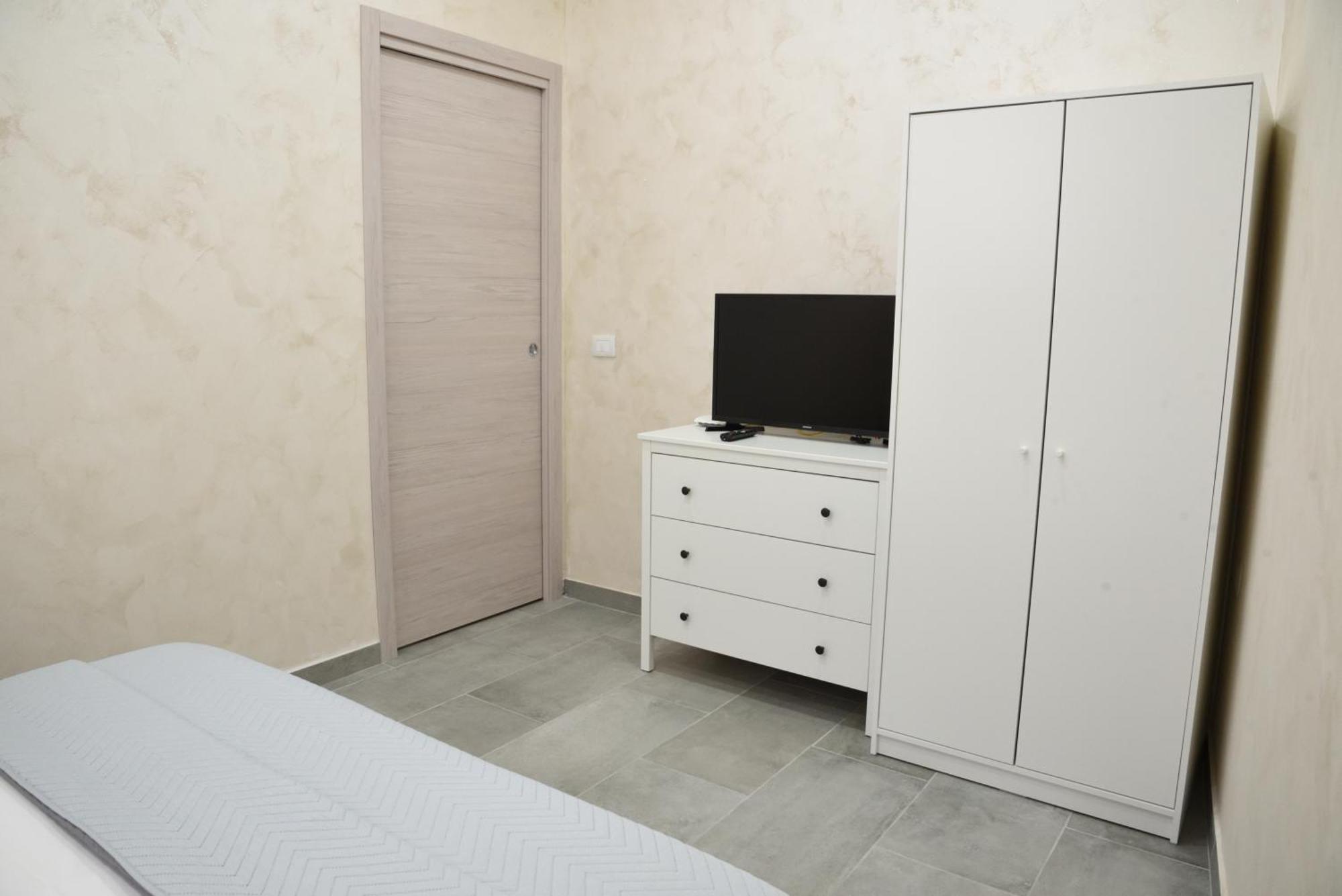 Family House Apartment Catania Exterior photo